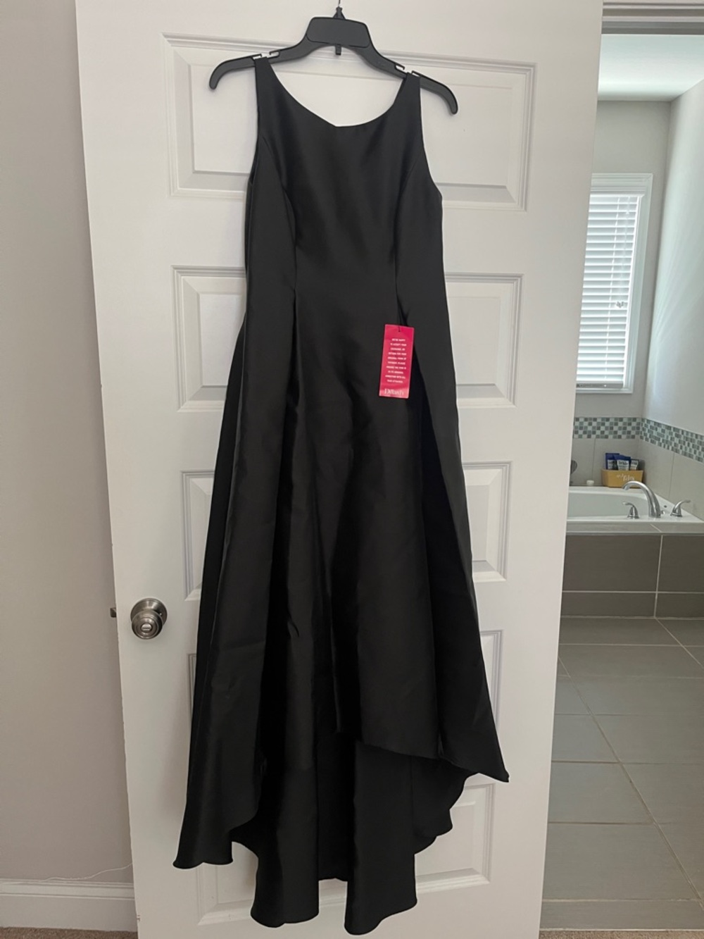 Adrianna Papell Black Sleeveless High-Low Evening Dress